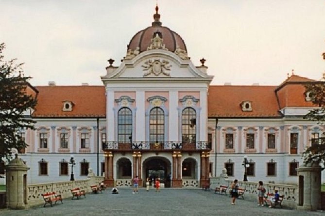 Private Sissi Castle Tour - Why Gödöllő Palace makes a good Budapest side trip