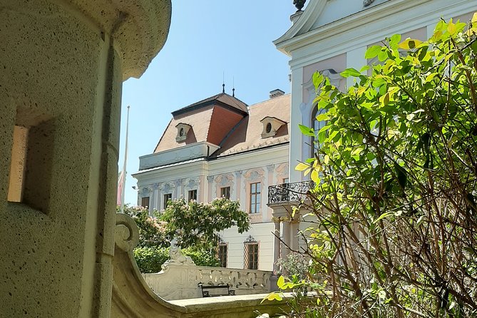 Private Sissi Castle Tour - Coffee, timing, and the four-hour schedule