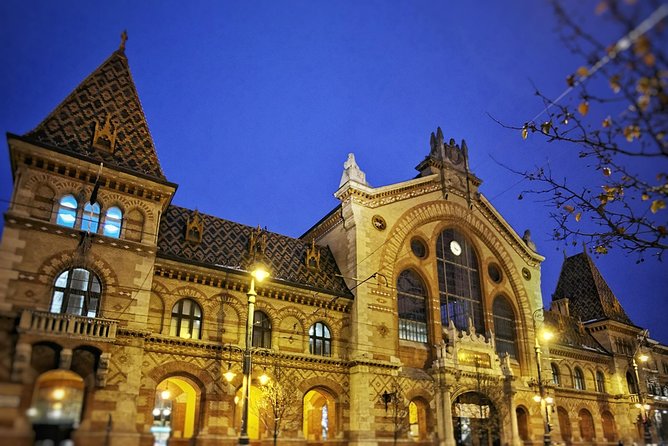 Private Tour Around Budapest - Across the Chain Bridge to Buda Castle