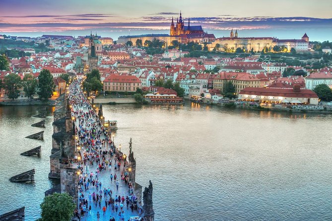 Private Transfer from Budapest to Prague with 2 hours for sightseeing - What the two sightseeing hours really give you