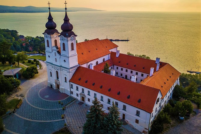 Private Transfer from Vienna to Budapest or Budapest to Vienna - Timing, Pickup, and Luggage