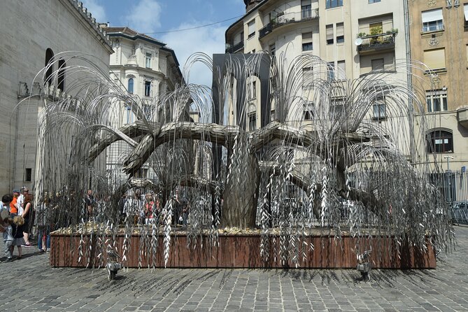 Private Walking Tour in The Jewish District Budapest - Kazinczy utca 55 and the stories behind façades