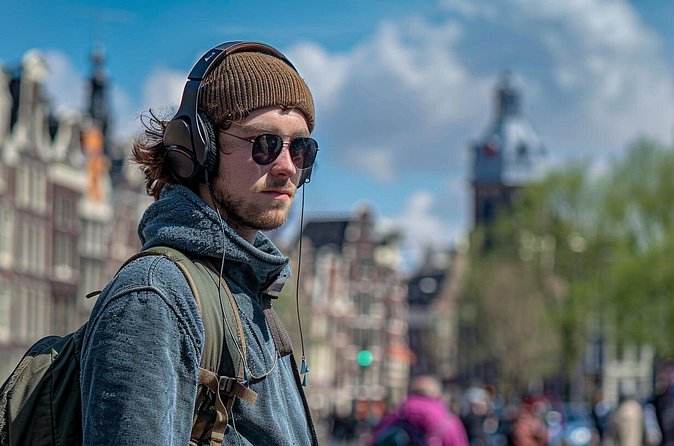 Self Guided Tour In Budapest With 100 Captivating Audio Stories - Parliament, Kossuth Square, and the city center