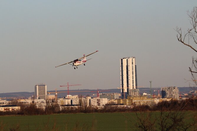 Sightseeing flight over Budapest - Choosing the Best Time of Day