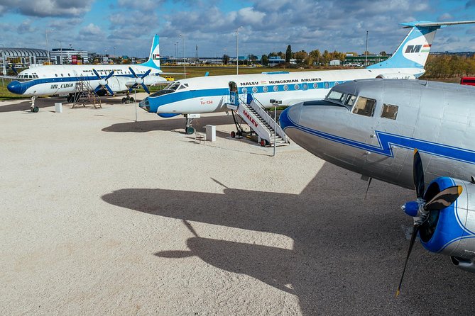 Skip the Line: Aeropark Aviation Museum Entrance Ticket - Why Aeropark feels different from a city museum