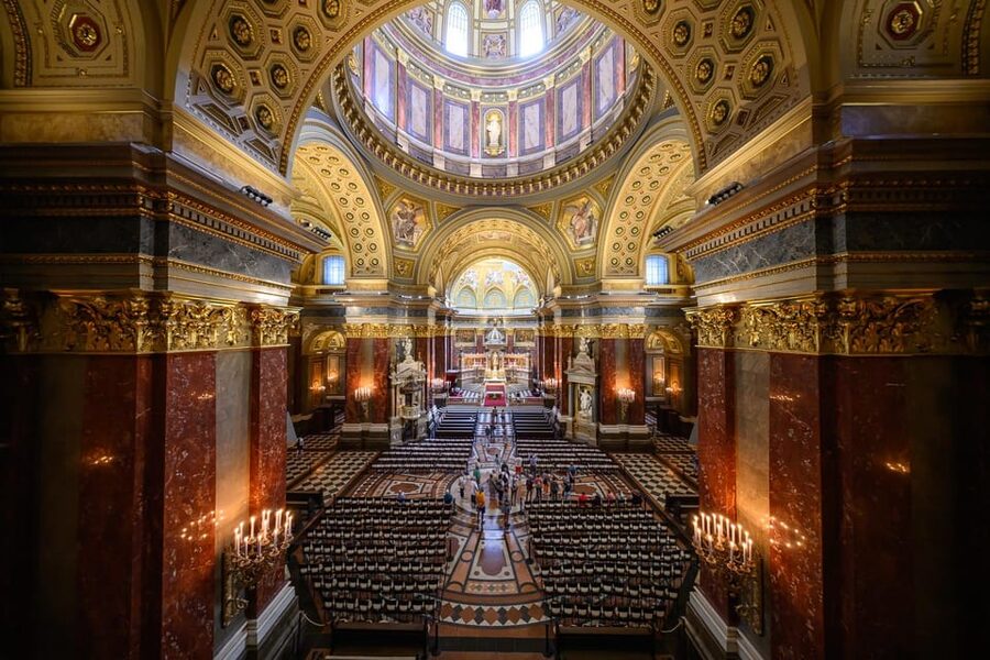 St. Stephen's Basilica: VIP Concert & After Hours Dome Visit - Taking first-row seats for the concert