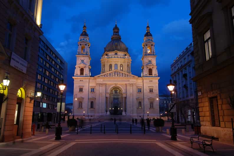 St. Stephen's Basilica: VIP Concert & After Hours Dome Visit - Meeting at the main entrance