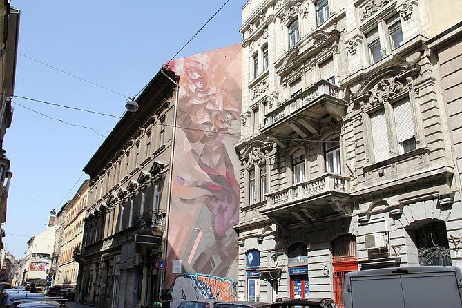 Street Art Tour Budapest - Attila’s guiding style and local insight