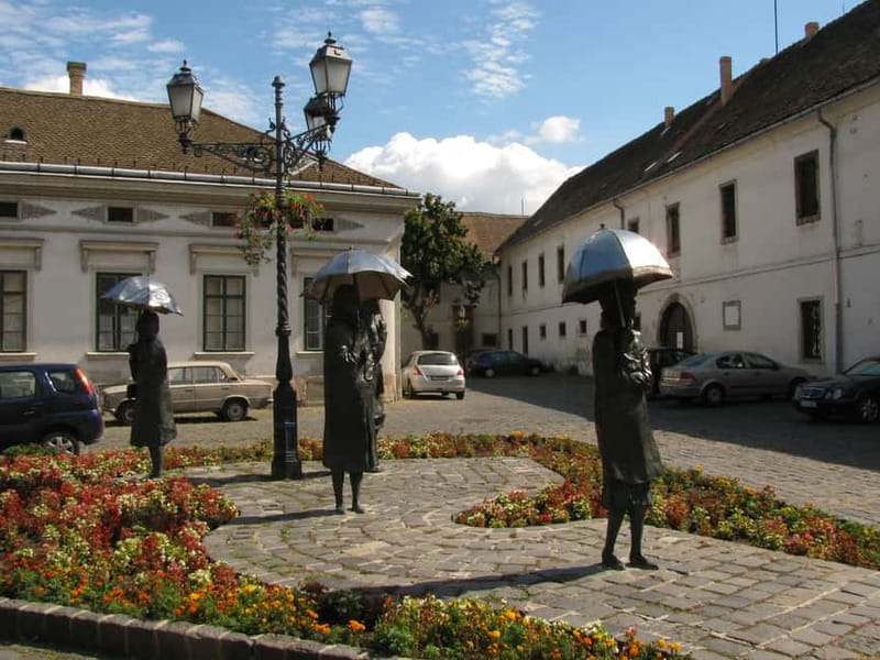 Szentendre Bike & Train Tour by Budapest Bike Breeze - Arriving in Szentendre after 25 kilometers