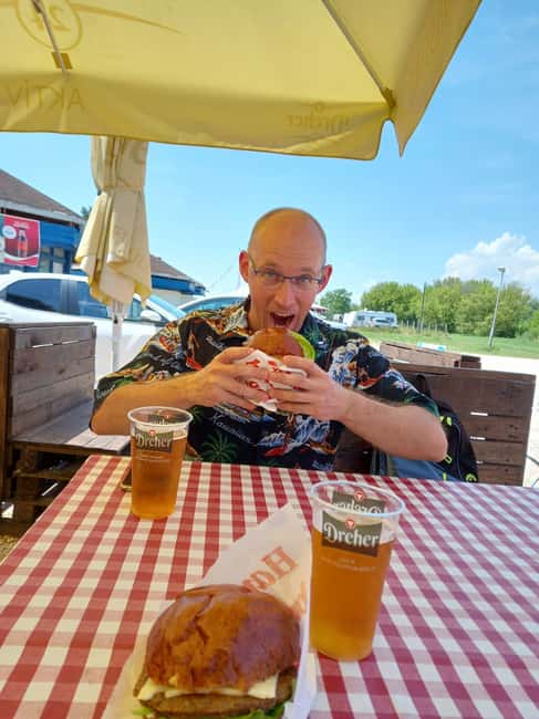 Szentendre by Bike: Self Guided Bike Rental Package! - Choosing your way back to Budapest