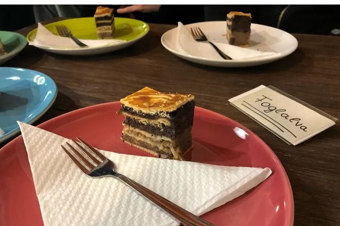 Taste Budapest - Fat Boy Foodies Walk - Andrássy Avenue finishes with coffee and a toast