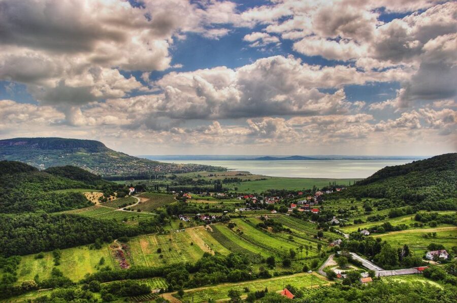 The Turquoise Sea of Hungary: Lake Balaton Private Tour - The road from Budapest to the northern shore