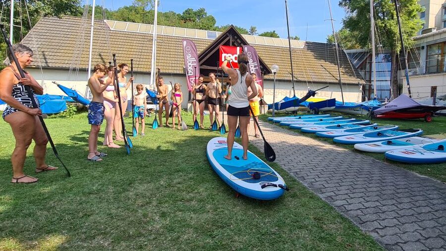 Tihany: SUP Course and Tour at Lake Balaton - The second hour: your own Tihany paddle