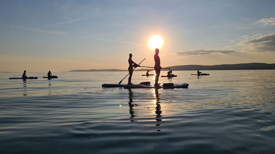 Tihany: SUP Course and Tour at Lake Balaton - The first hour: from simulator to shoreline