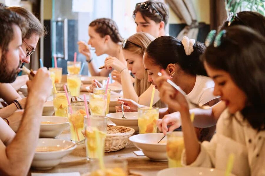 Tipsy Guided Food Tour with Drinks Included in Budapest - Key points to know before booking