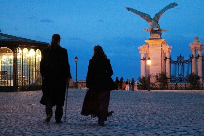 True Crime Walking Tour in the Buda Castle district - What the guide adds beyond a normal castle walk