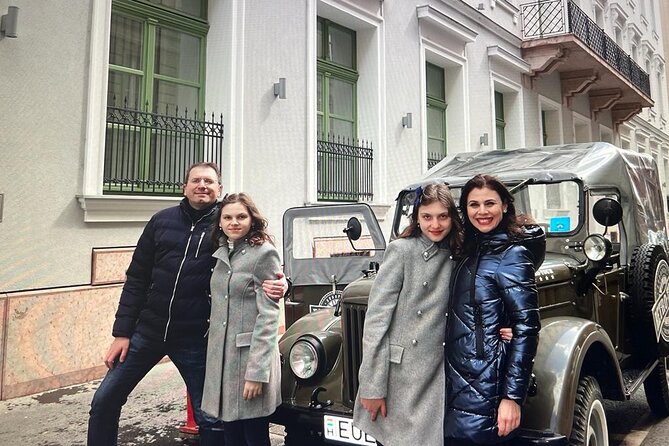 Unique city walk with legends - Who should book this Budapest walk?