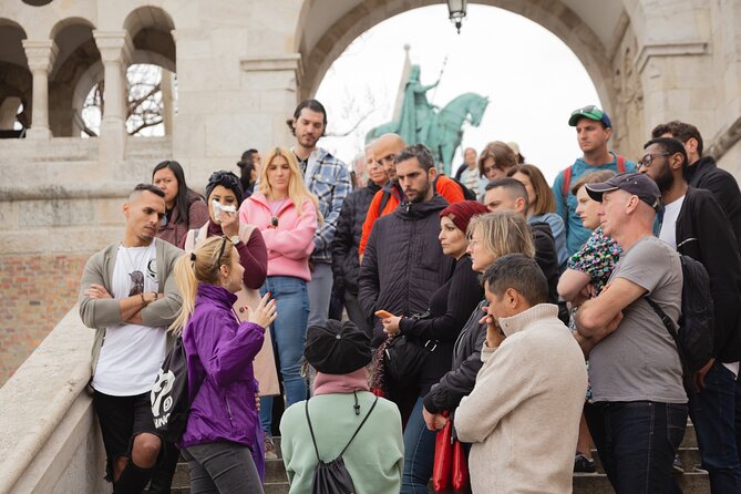 Walking tour in the Buda Castle incl. Fisherman's Bastion - Underground history and modern government