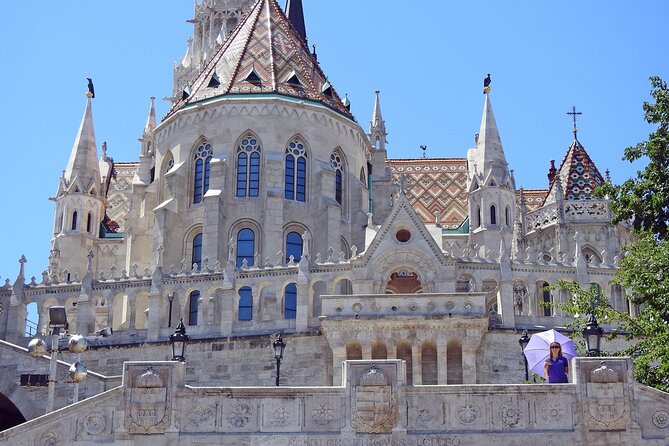 Walking tour in the Buda Castle incl. Fisherman's Bastion - Legends at the Matthias Fountain