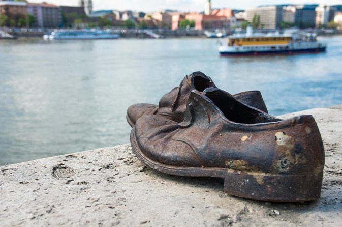 Welcome to Budapest Evening Walk - Key points to know before you go