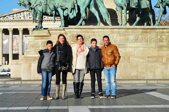 Wonders of Budapest, private tour by car! - What the guide adds to the day